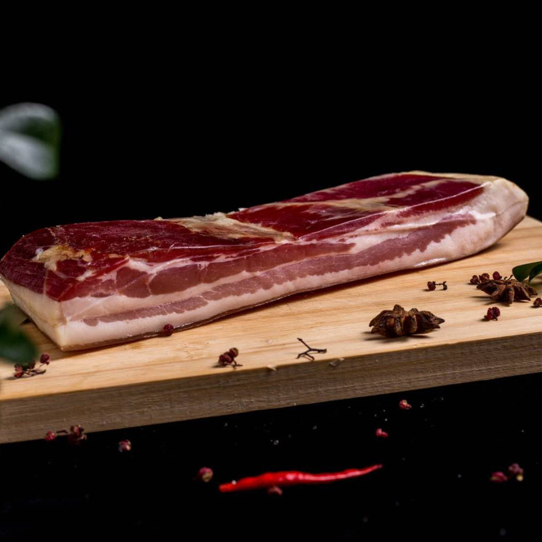 腊肉五花云南景东特产农家自然自然风风干咸肉腌肉