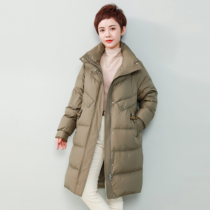 羽绒服宽松高领半高鸭绒白鸭绒大码女中气质高端羽绒服