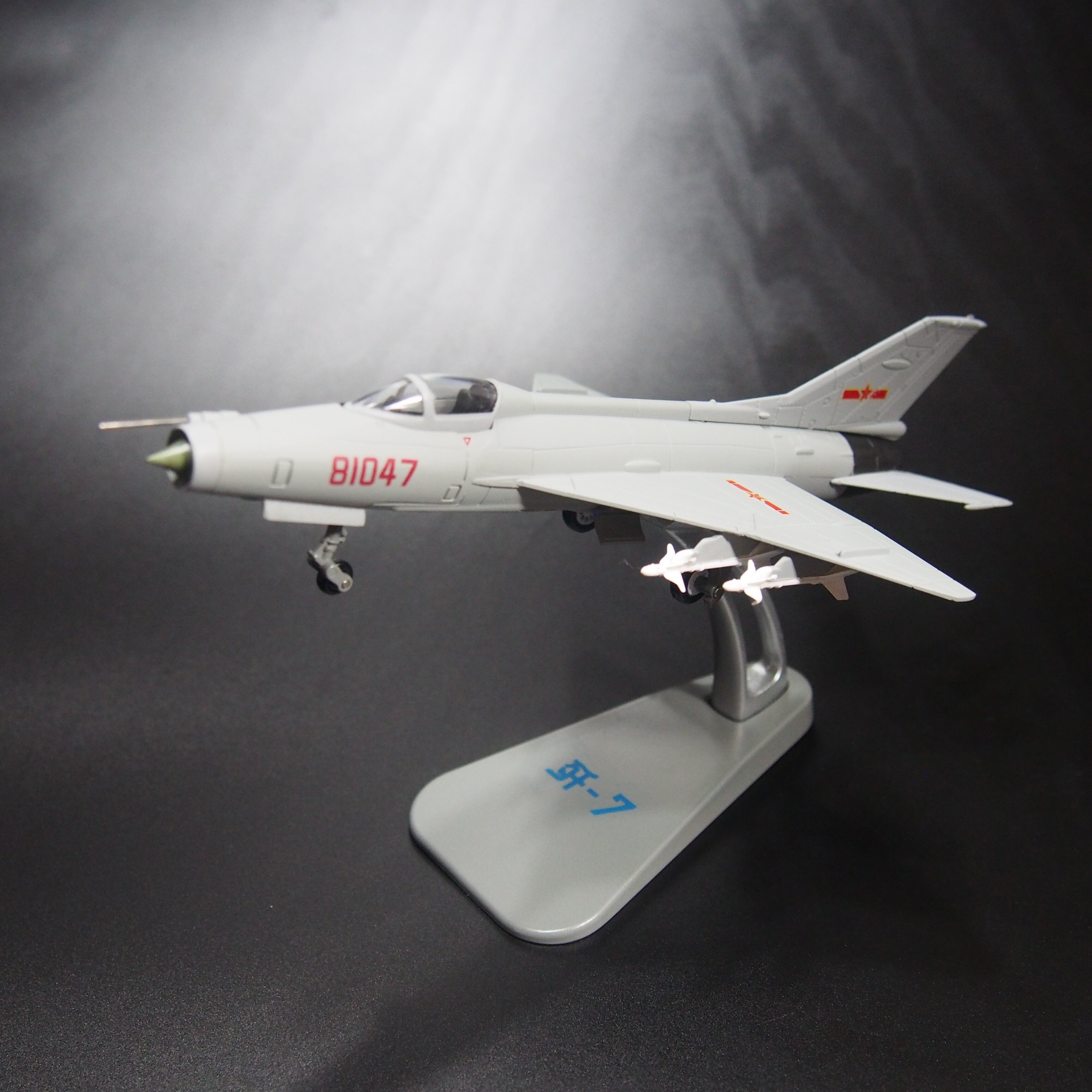 正品合金军事航模仿真战斗机摆件模型飞机7g航模
