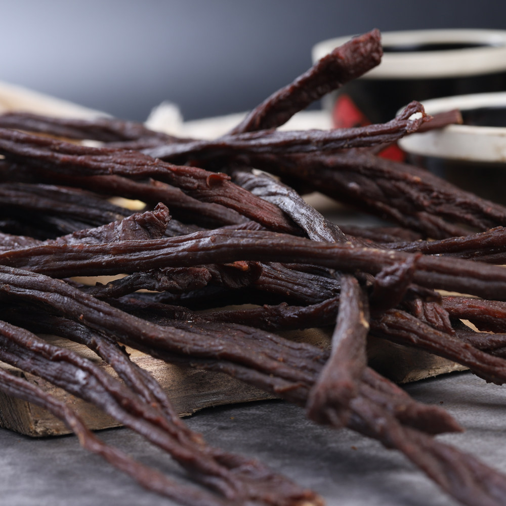 风干牛肉干内蒙古手撕风干超干牛肉干草原牛肉五香麻辣小零食特产