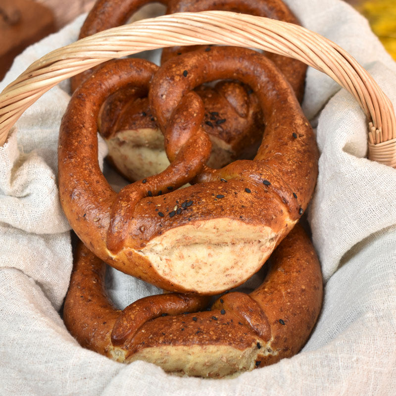 全麦碱水结普雷结面包健康代餐无蔗糖早餐