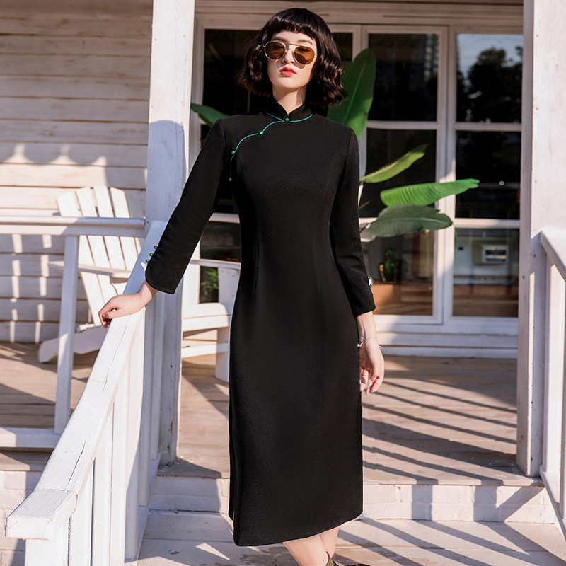 黑色旗袍年轻秋冬长袖少女改良复古中国国风旗袍