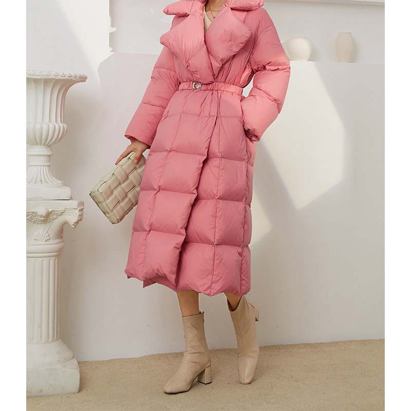 粉色大鹅羽绒服女冬长款过膝加厚2020年新款高端羽绒服