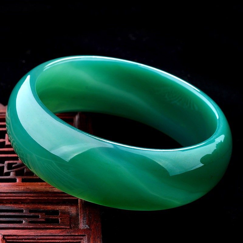 手镯天然冰彩绿玉加宽加厚玛瑙玉镯时尚尚玉手镯