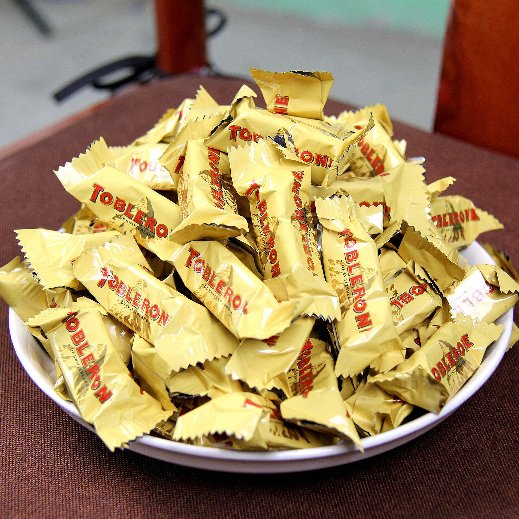 瑞士三角迷你牛奶巧克力500g散装婚庆喜糖toblerone瑞士三角巧克