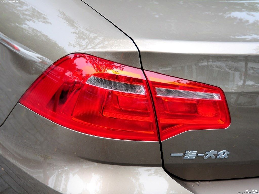 车灯尾灯适用于131415年款大众新宝来总成倒车后灯大灯总成