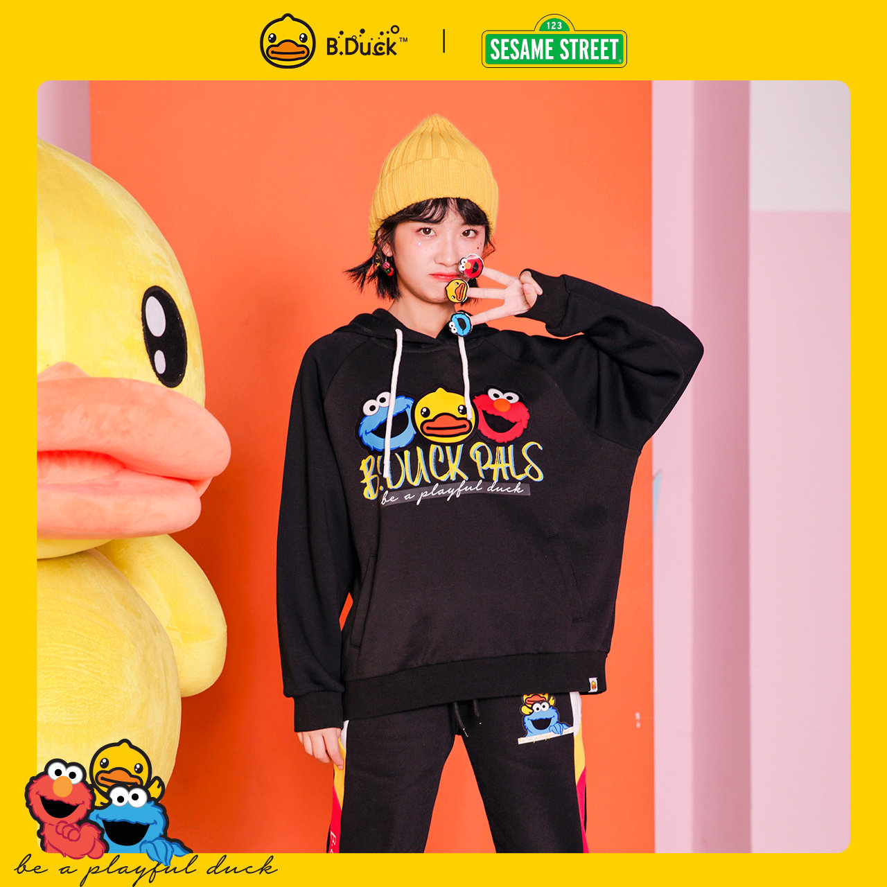 b.duck小黄鸭&芝麻街联名款卫衣女秋冬新款宽松加绒加厚ins潮