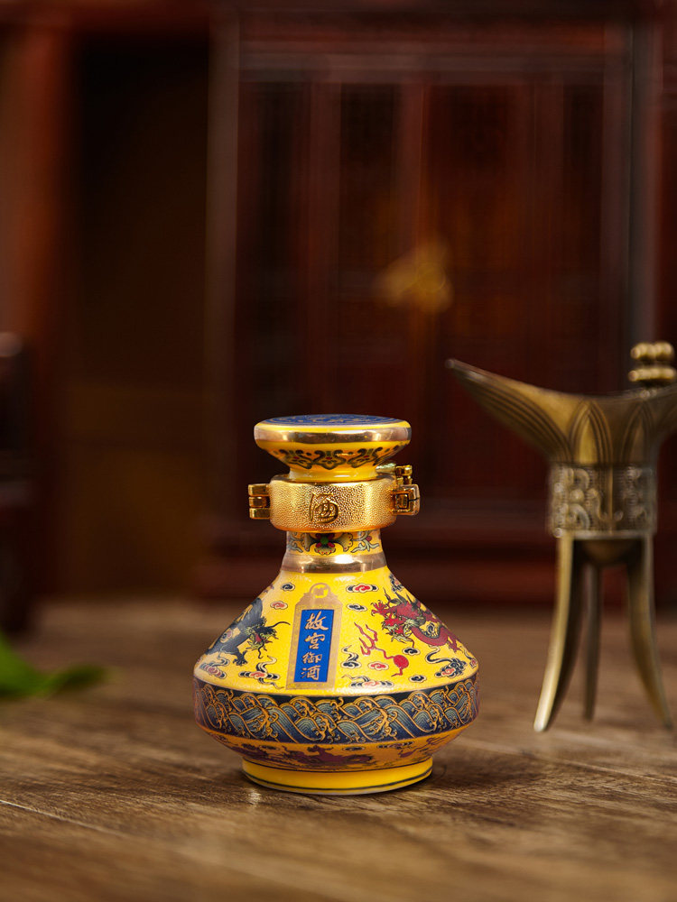 故宫宫御九龙52度50ml浓香香型白酒小酒收藏国产白酒