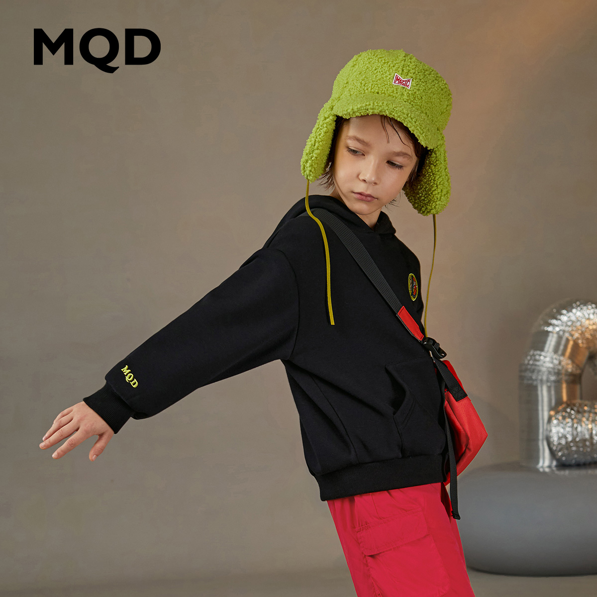 mqd童装男童连帽卫衣2021冬装新款中大儿童卫衣
