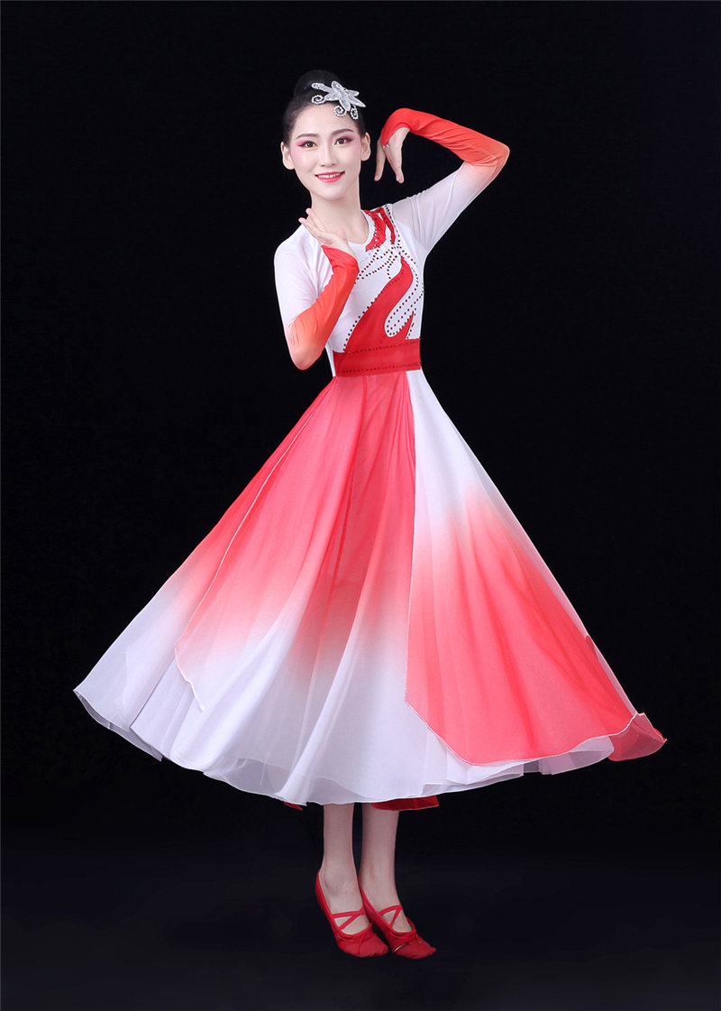 开场我的我和伴舞长裙女中舞蹈现代舞现代成人民族服装