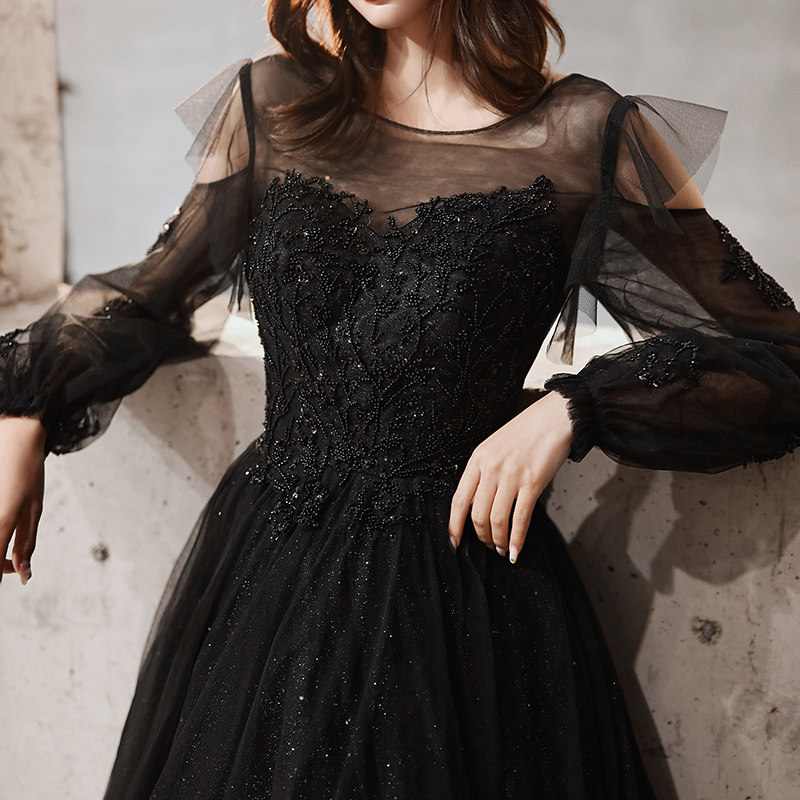 洋装小晚礼服女18岁成年宴会气质黑色轻奢纱裙长款高级质感赫本风