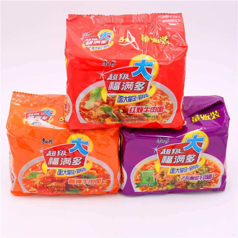 康师傅袋装大食袋整箱泡面牛肉红烧包袋装方便面五连冲泡方便面
