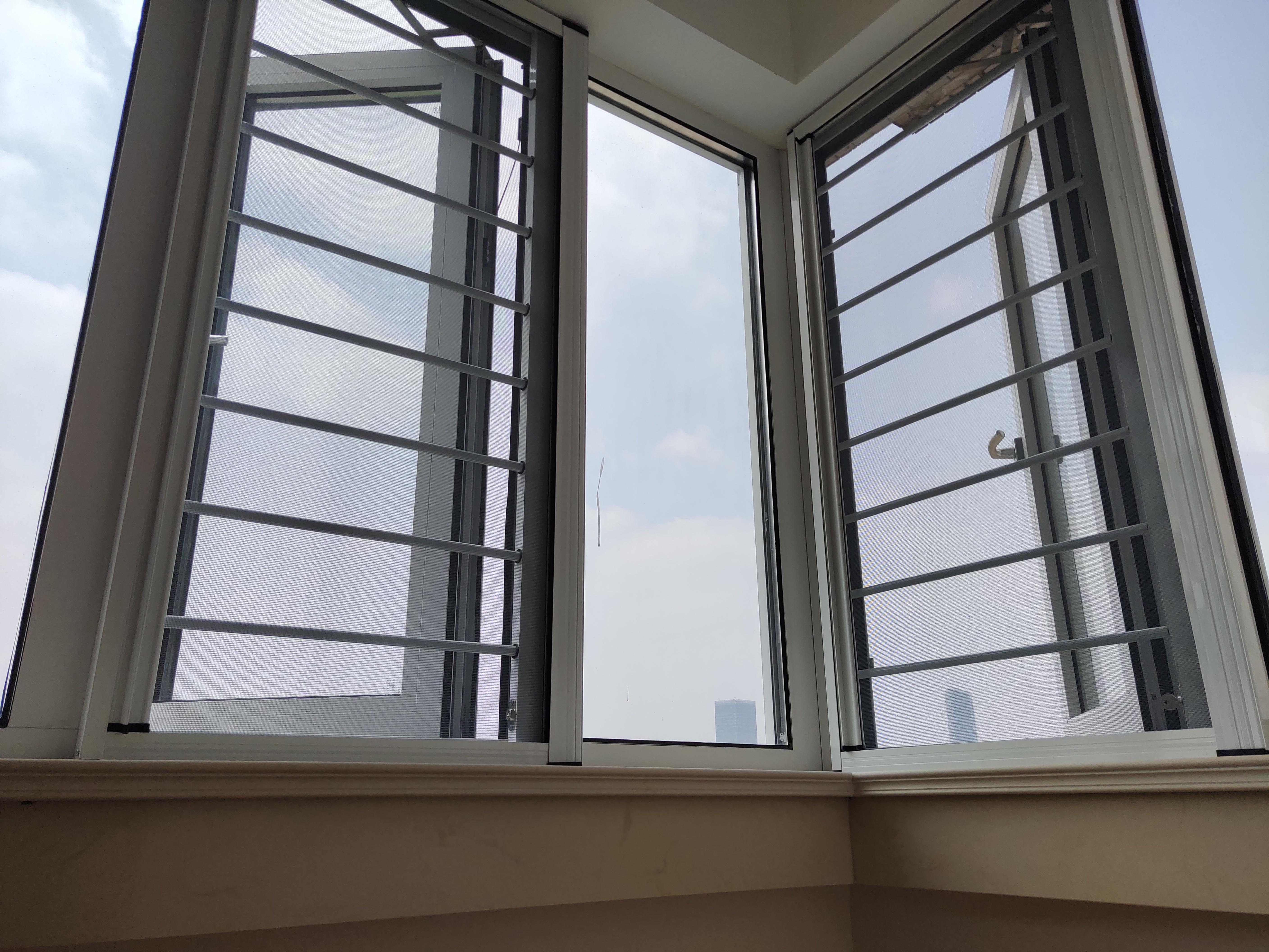 定制儿童防护隐形纱门伸缩推拉纱窗铝合金边框纱窗