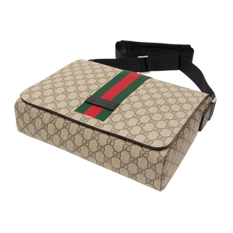 gucci古驰ggsupreme系列米色帆布男士挎包男士包袋