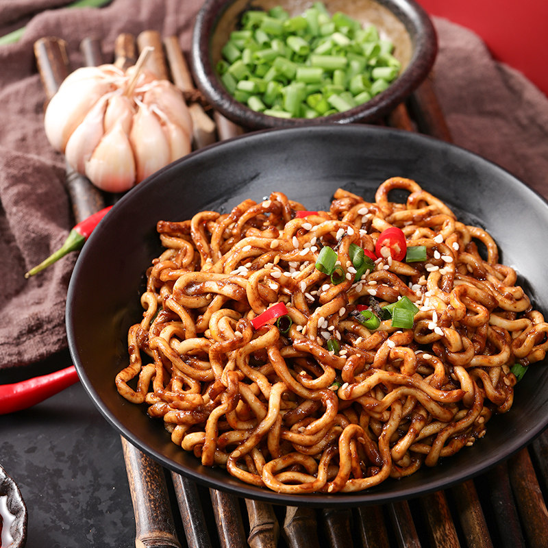 炸酱方便泡面干拌杂酱早餐食品速食袋装整箱冲泡方便面