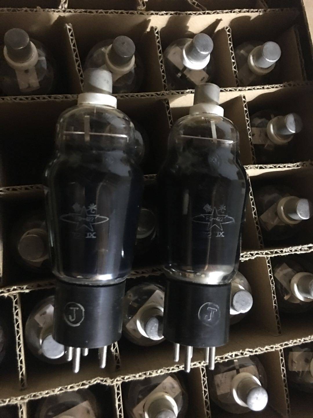 全新批次70年代fd422电子管代换2e22音质柔美提供电子管