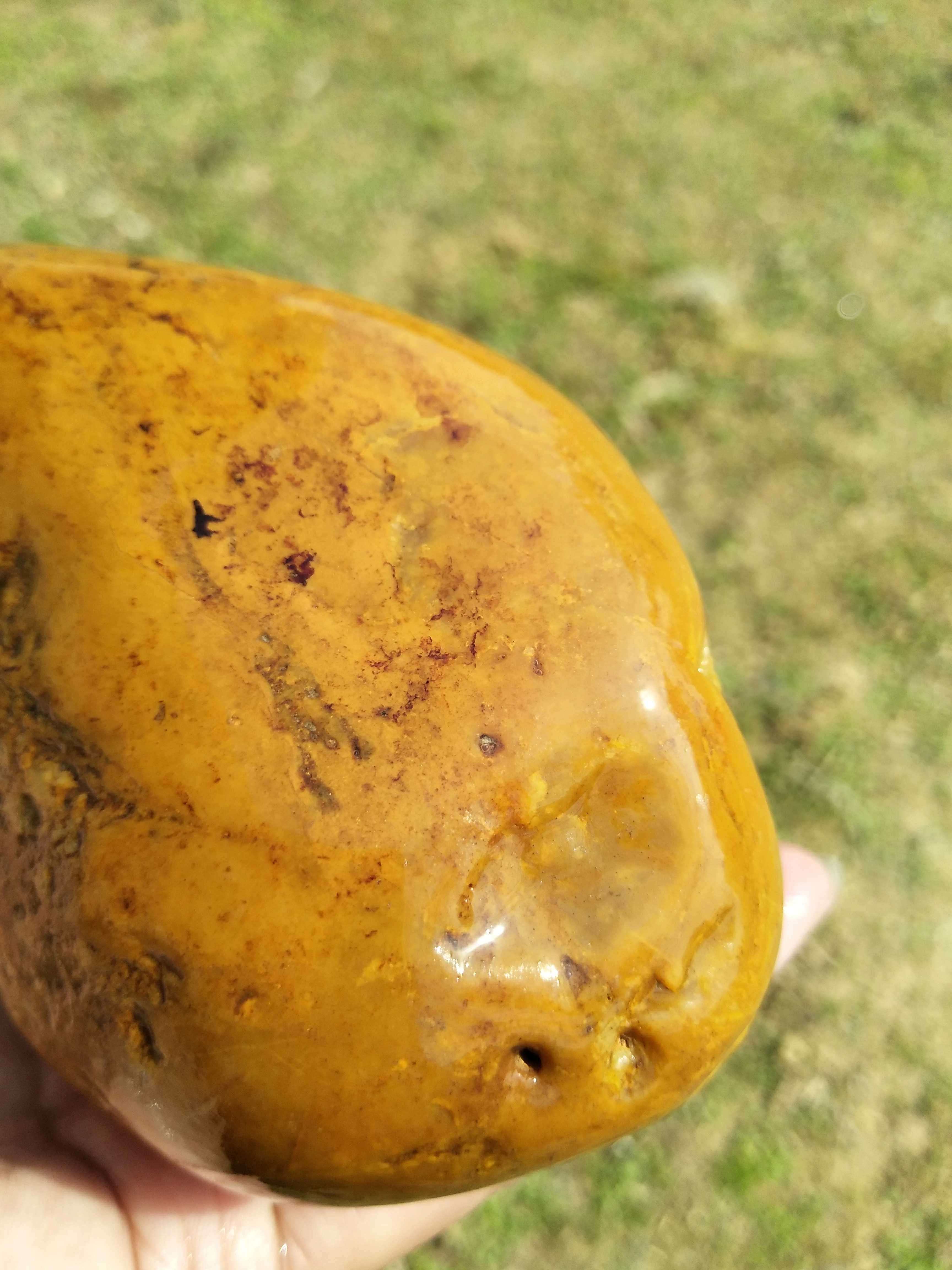 赣江信江籽料水冲黄蜡石细蜡碧玉磨砂胶蜡冻蜡摆件