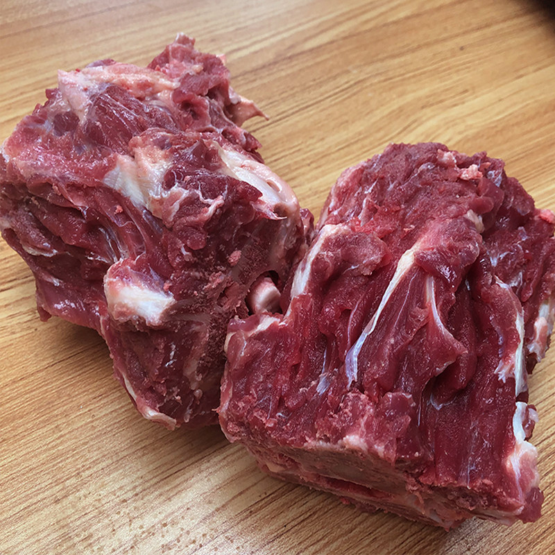 带肉驴骨现杀现卖新鲜驴架脊骨颈骨尾骨真空包驴肉