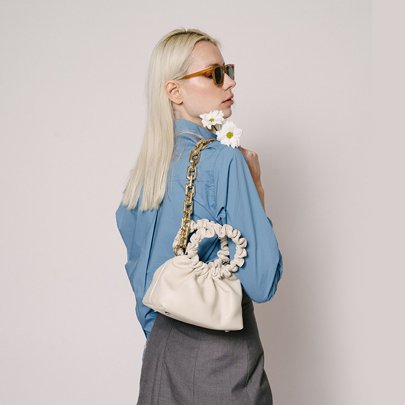 verafied欧美高级ins博主小红书爆款质感经典云朵女士包袋