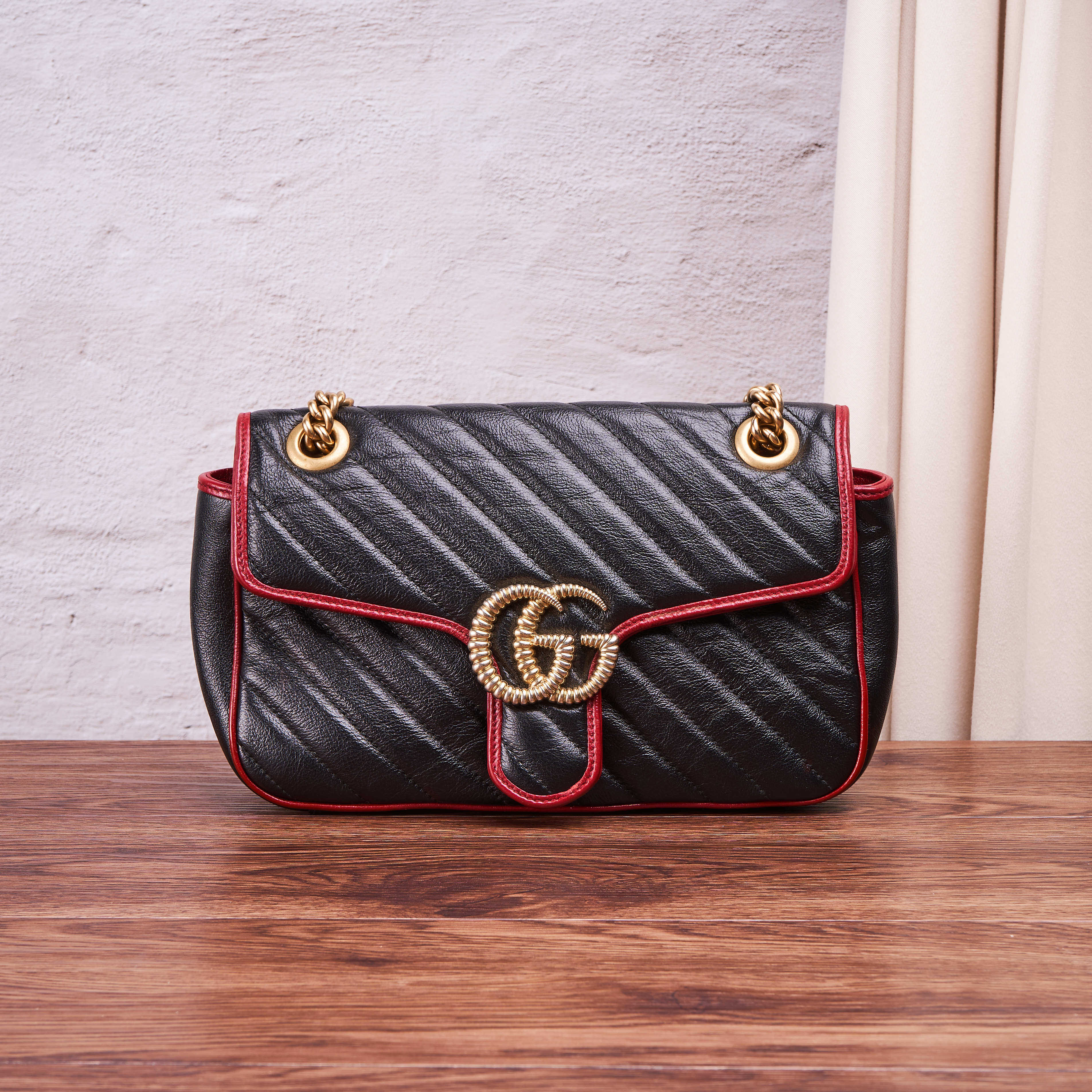 临时gucci古驰红边marmont26单肩公价16800女士包袋