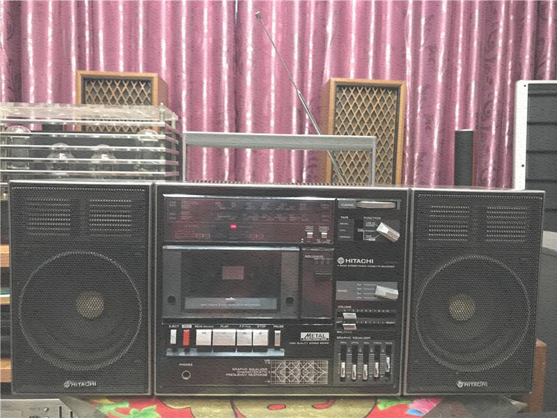 日立立牌收录机trk9300w磁带录音机收音机古董怀旧摆件收录机