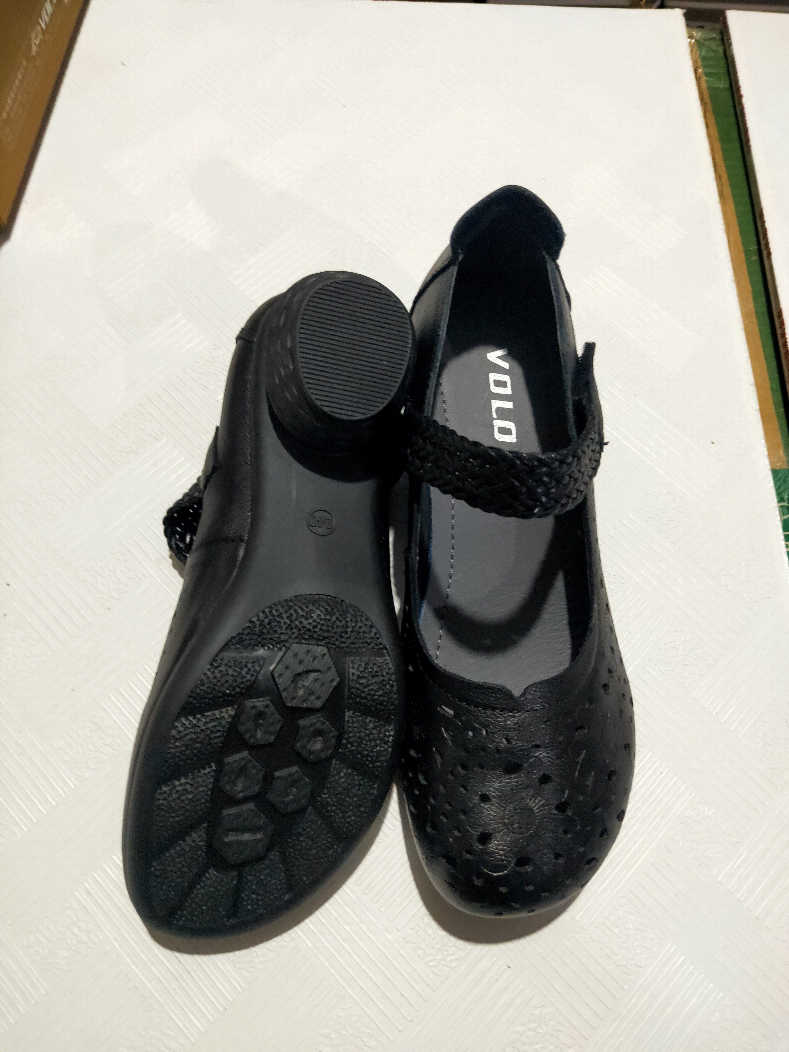 单鞋volo犀牛春季新款系带牛皮皮鞋防滑平底单鞋