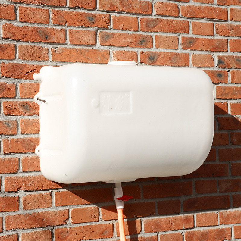 水箱挂式通用塑料淋浴洗澡50升盖挂墙式宿舍水桶