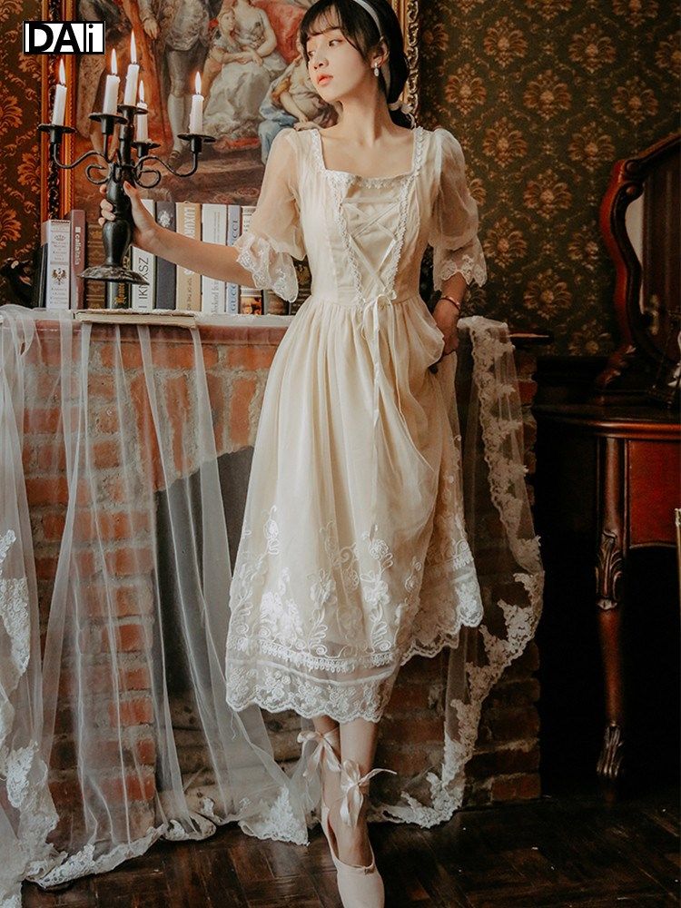 英伦仙女礼服小礼成年公主法式复古宫廷洋装连衣裙