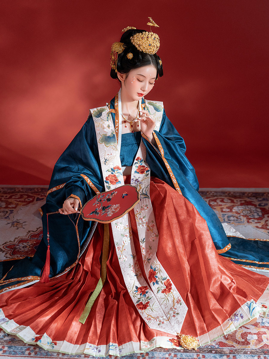 钟灵记华绫霞帔婚服宋大袖秋汉服女萤火虫华裳九州汉服