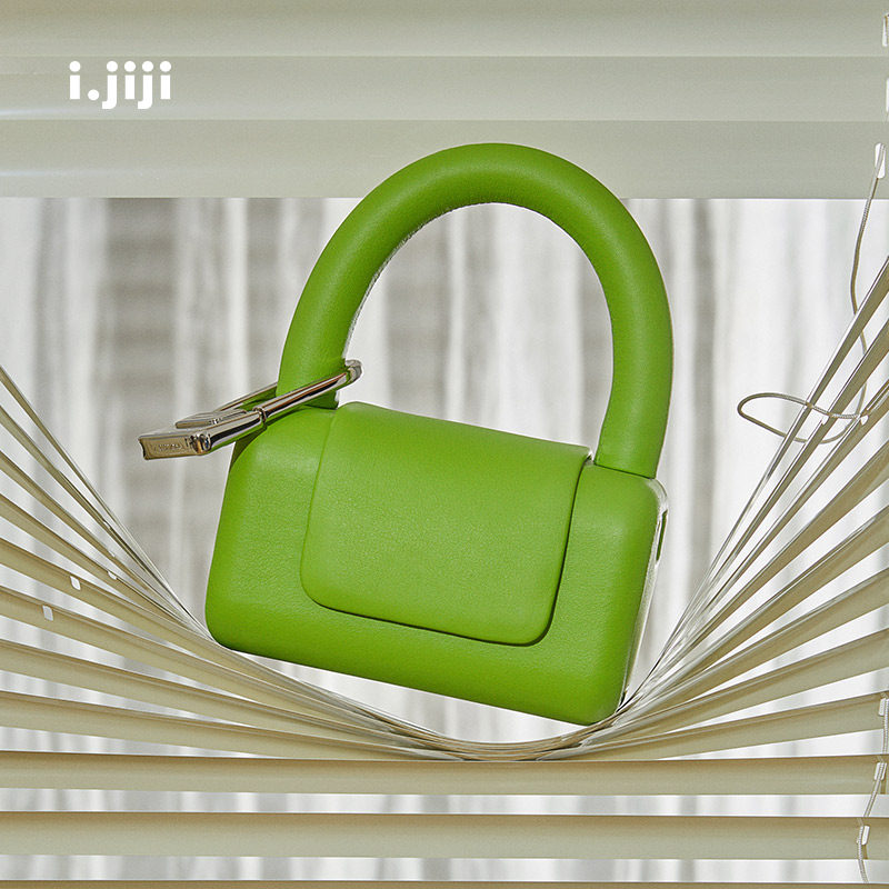 潮流合伙人2ijijifourtry联名迷你陶陶包带金属古良吉吉通用款女包