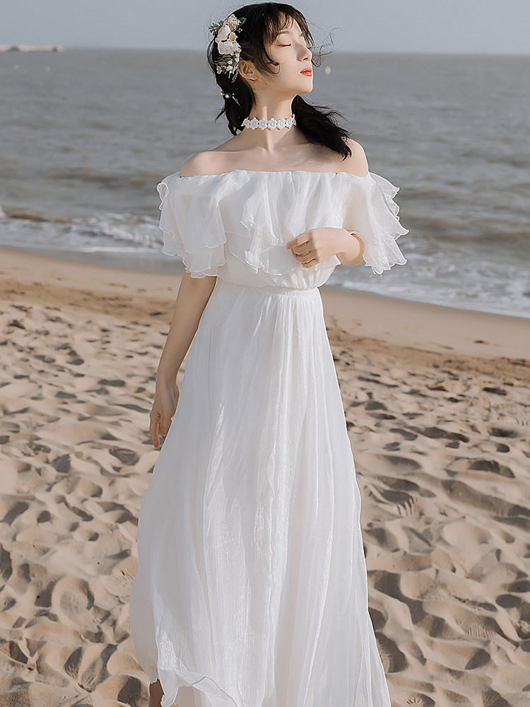 夏装2020新款白色一字雪纺连衣裙海边度假沙滩连衣裙