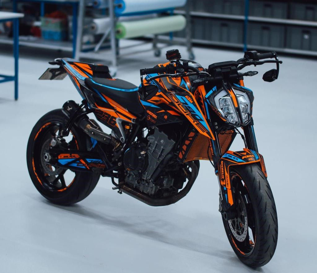 适用于ktm杜克贴纸防水摩托车贴花改装改装车车身贴纸