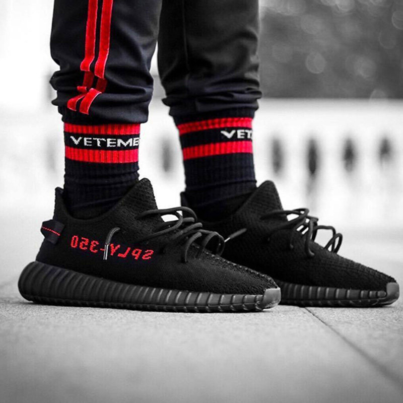 adidas椰子男鞋女鞋yeezyboost350v2黑红文字跑步跑步鞋