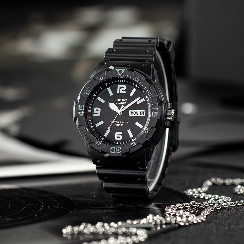 卡西欧手表男学生儿童果冻小黑运动防水石英表mrw200hc4b日韩腕表