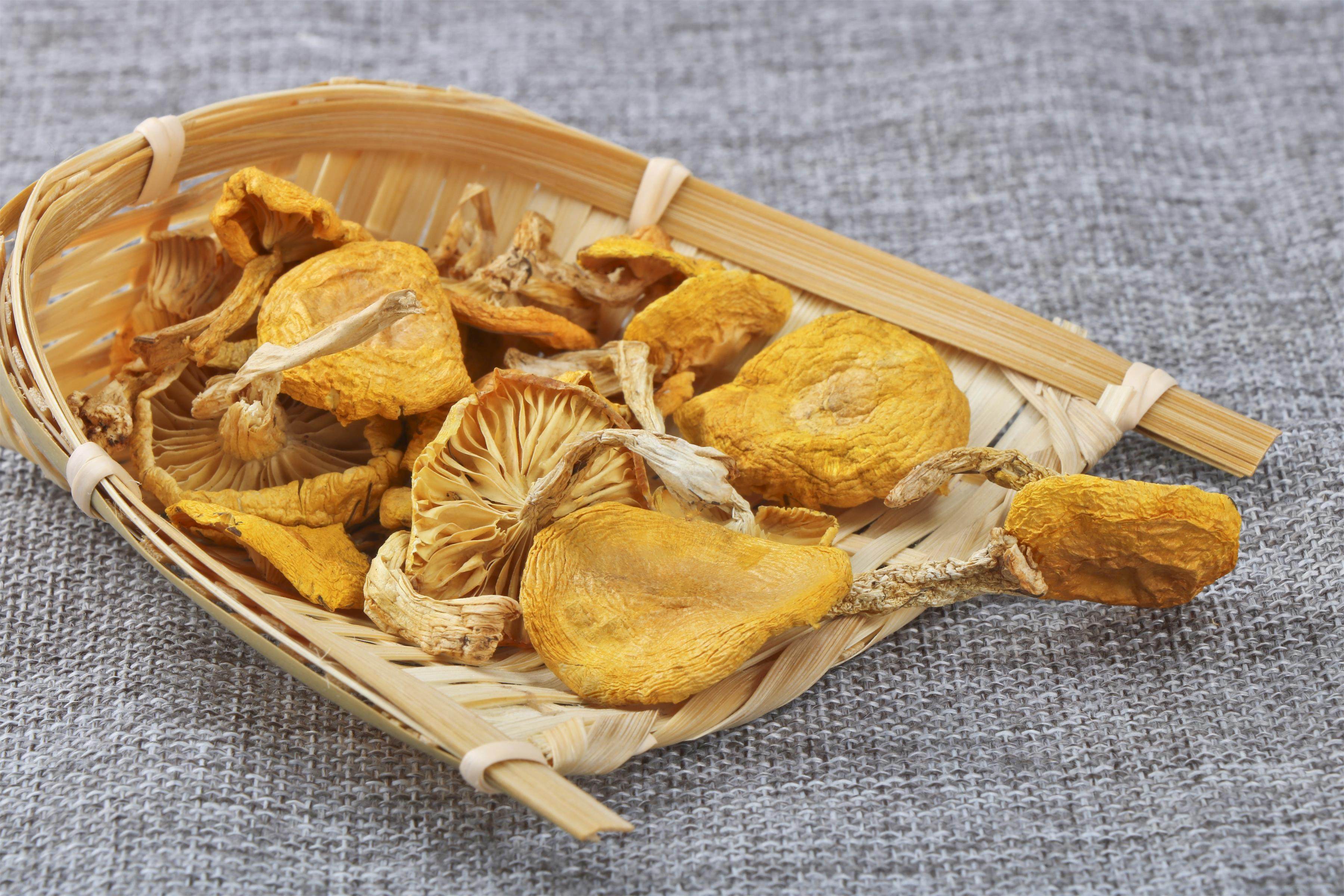 小黄蘑350g 阿尔山小黄蘑小鸡炖蘑菇 火锅食材食用菌山珍南北干货