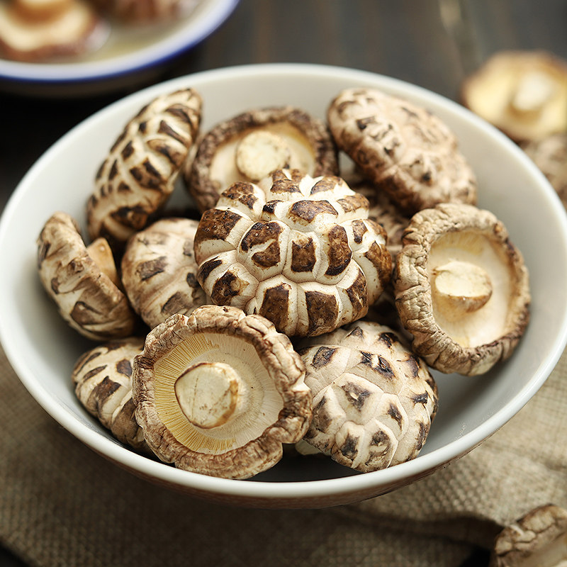 龙泉山花菇150g精品罐装龙泉特产蘑菇菌类山珍干货手工剪脚