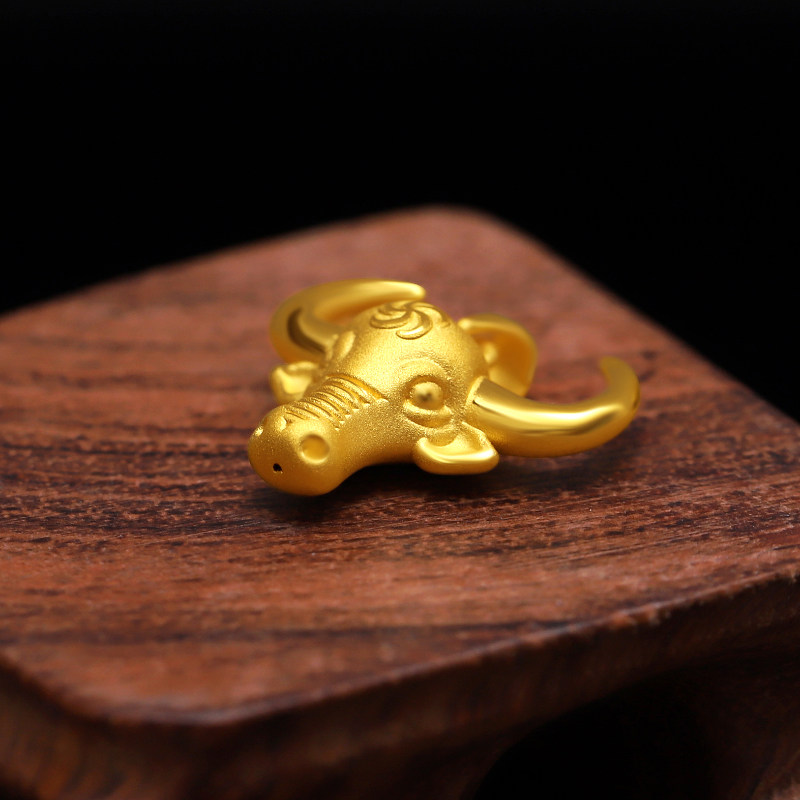 黄金霸气生肖牛吊坠999足金牛项链3d硬金男女款纯金牛头挂坠金牛