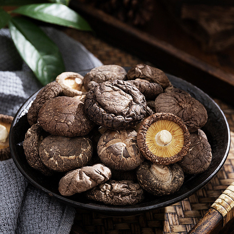 真美青川特产农家椴木香菇蘑菇干货冬菇肉厚香菇类