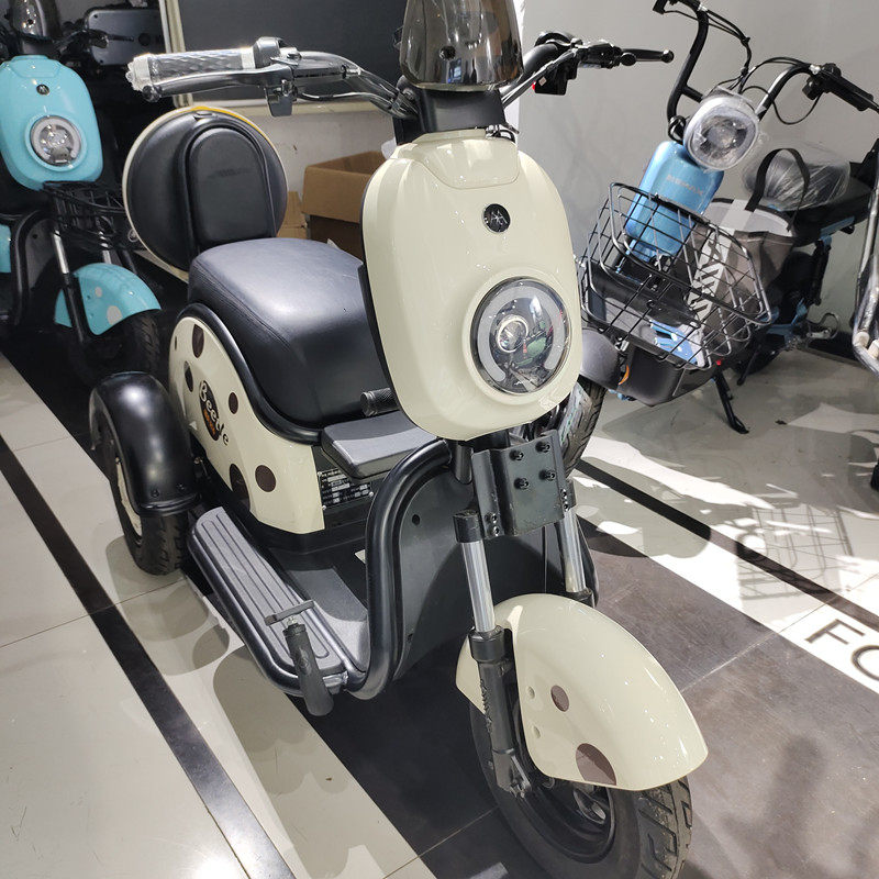 三轮车电动爱玛迷你nq12家用小型双人轻便网红电动三轮车