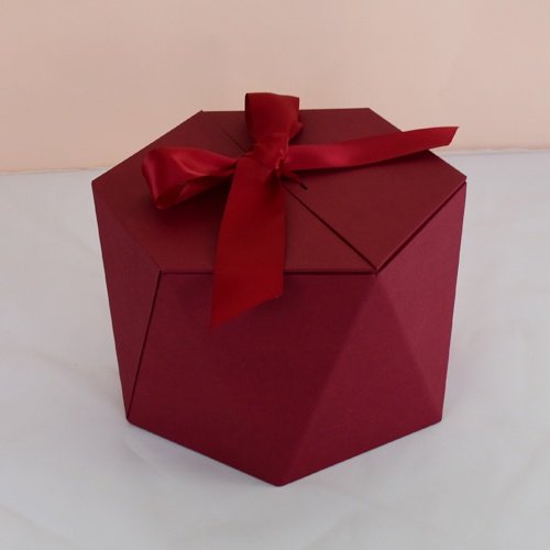 正品礼品盒精美创意六边形礼物包装盒结婚伴手生日糖盒