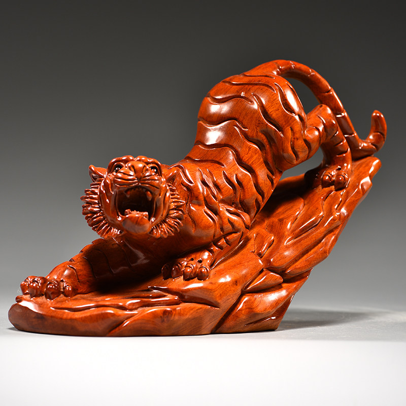 花梨木雕老虎生肖摆件实木雕刻下山木质动物装饰摆件