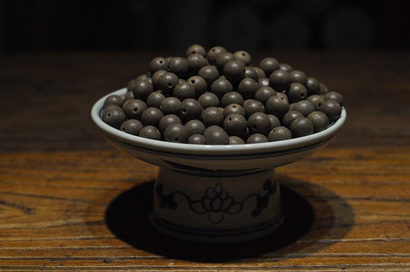 龙涎香珠冷香丸球随身佩戴手串手链持久古法香薰香料