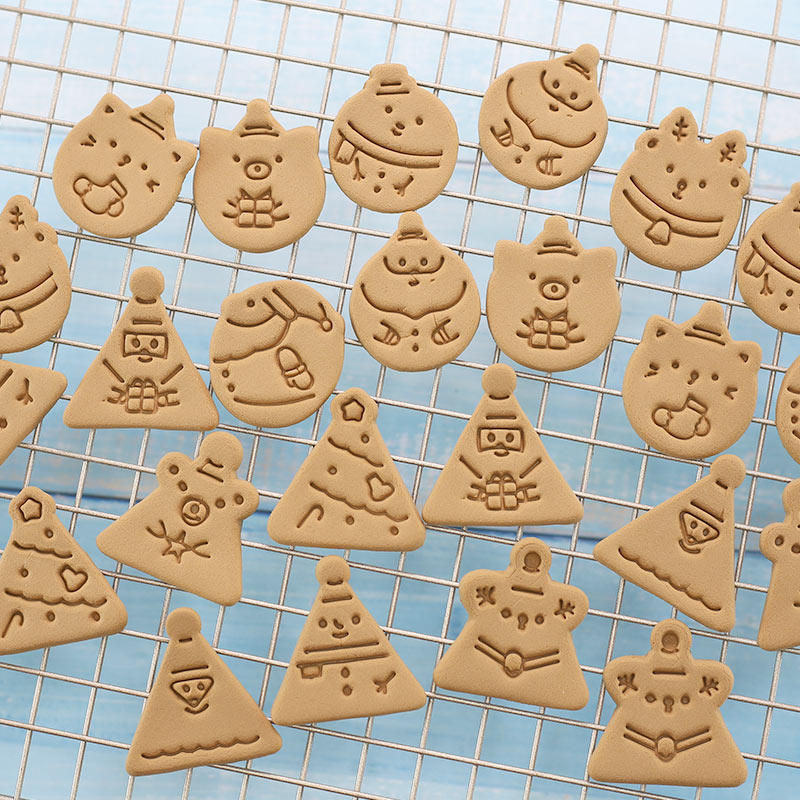 模具日本网红三角形圣诞节卡通饼干家用3d立体烘焙模具