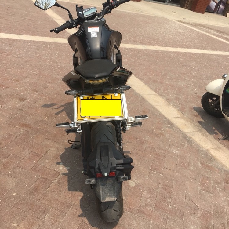 改装牌照春风nk250250sr摩托车改装车车牌短尾摩托车牌照架