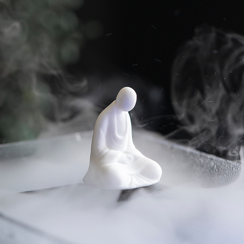 创意白瓷小号无相人物摆件居室客厅茶道禅意摆件