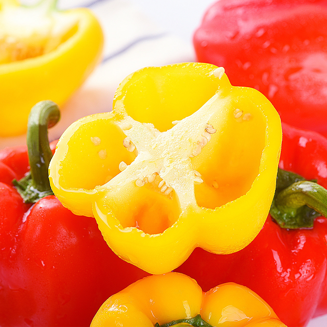 山东5斤新鲜圆椒五彩柿子食用水果太空椒七彩辣椒