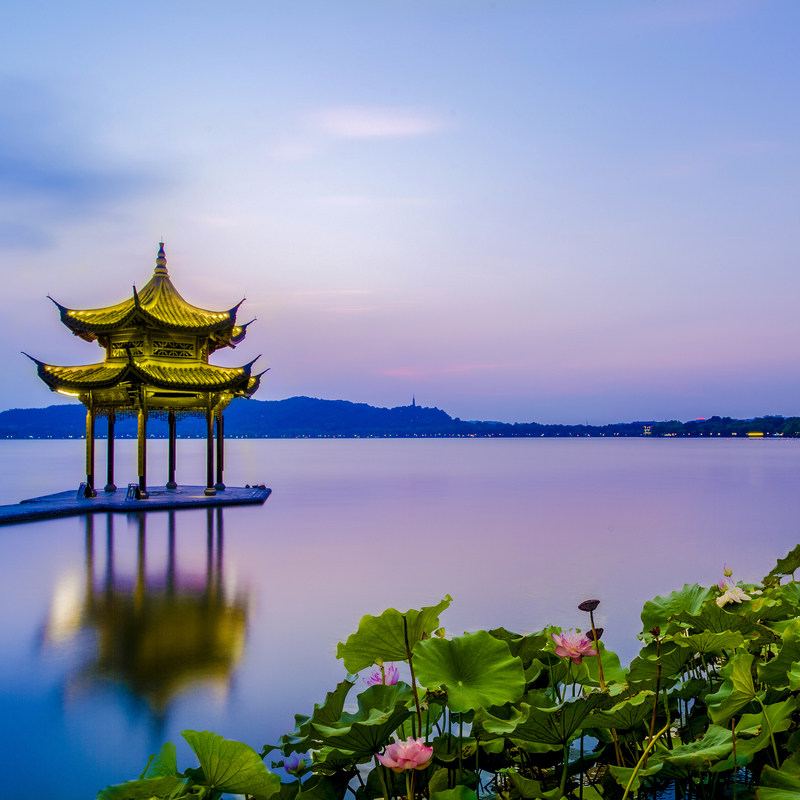 杭州西湖一日游雷峰塔灵隐寺西溪乌镇西栅宋城游船跟团境内跟团游