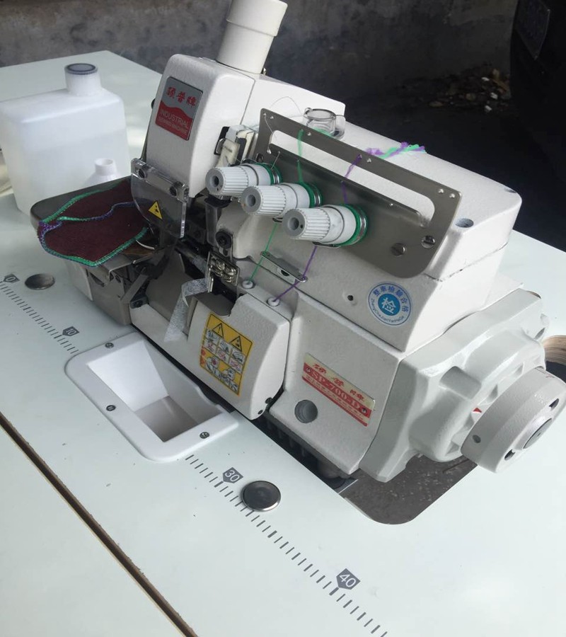 毛巾缝纫机包边机锁边机浴巾包边工业缝纫机