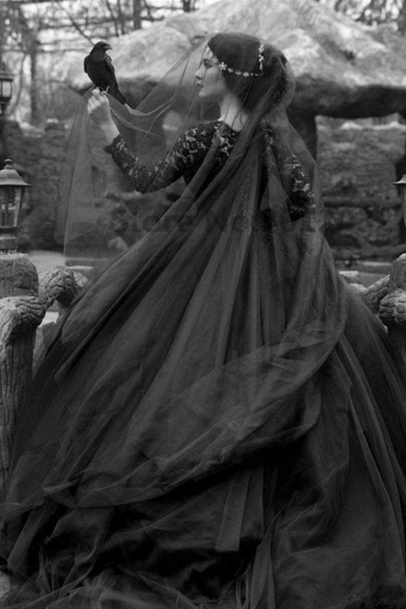 日本fg黑色婚纱2020新款女 新娘拖尾长袖蓬蓬裙一字肩 显瘦梦幻奢