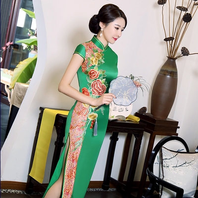 高档走秀旗袍2020新品春舞台演出服长款表演中老年妈妈改良礼仪迎